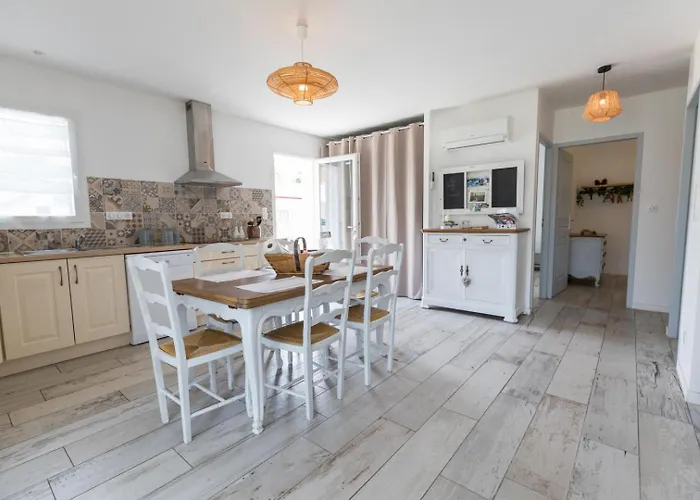 Le Repere Du Forestier Sabres